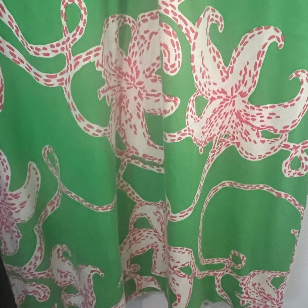 Lilly Pulitzer Green & Pink Floral V‑Neck Midi Dress - Picture 4 of 12